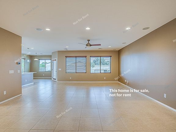 3rd image of 20011 N Pelican Ln