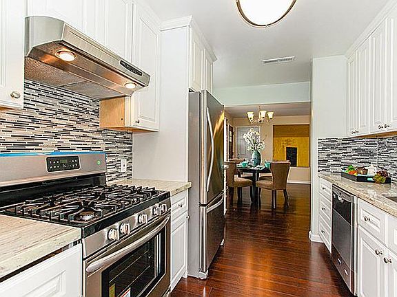 4th image of 262 Dundee Dr