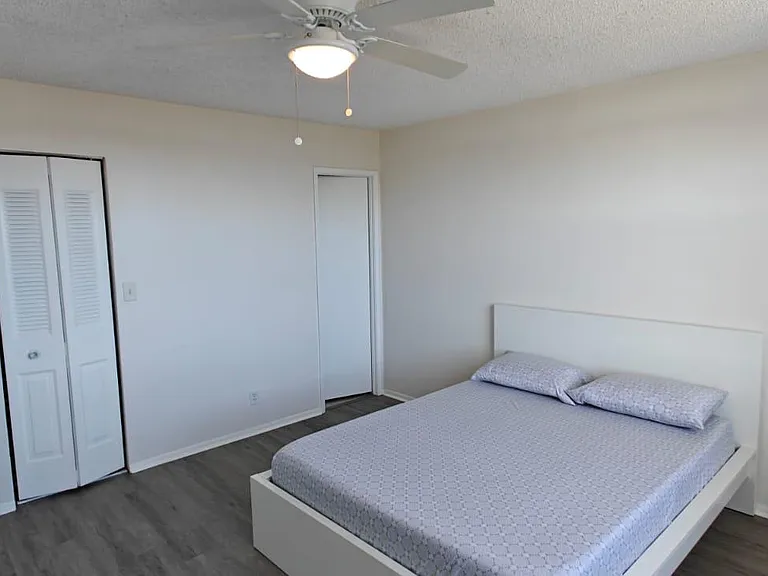 4501 NE 21st Ave #406 — Photo 16