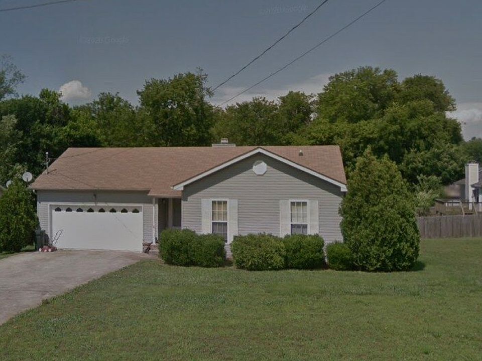 1st image of 417 Sandburg Dr