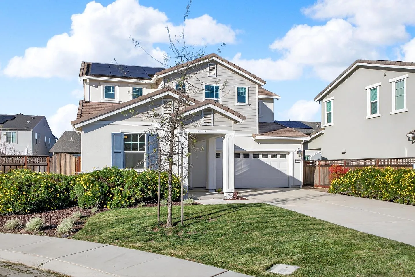 17533 Pegasus Ct photo 1