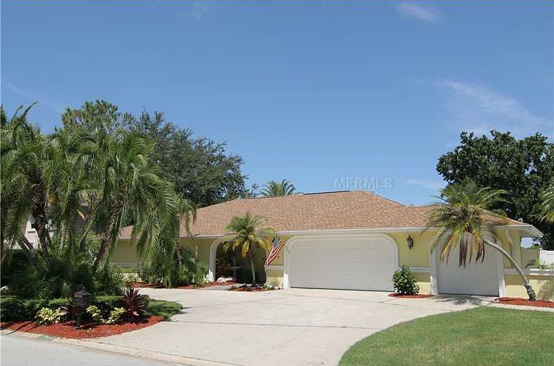 1st image of 2613 Heron Ln N