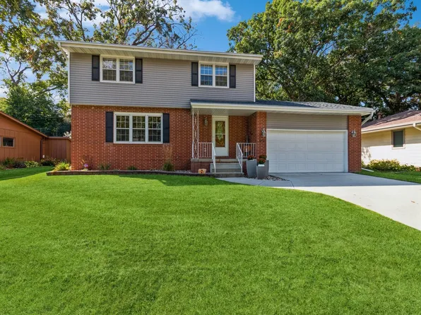 1431 Meadowlane Ave, Ames, IA 50010