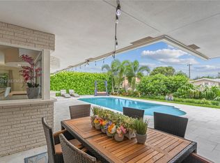1424 NE 53rd Ct, Fort Lauderdale, FL 33334