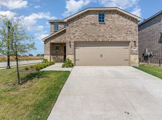 504 S Hopson St, Van Alstyne, TX 75495
