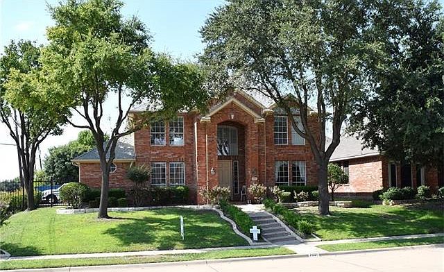 1st image of 7001 Dobbins Dr