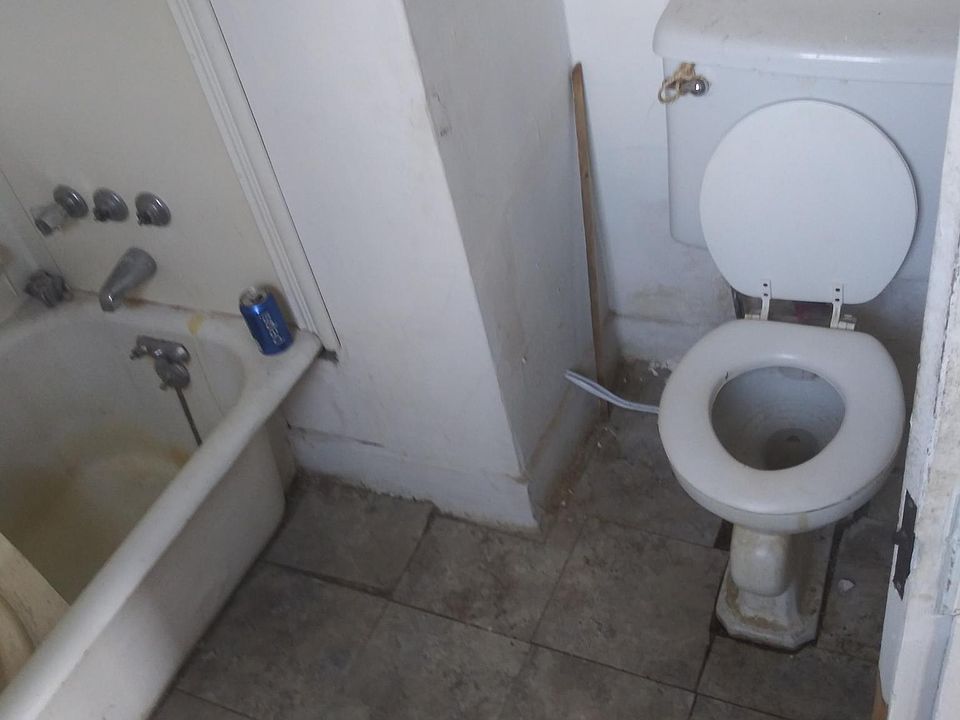 2nd image of 1549 Military St APT 2