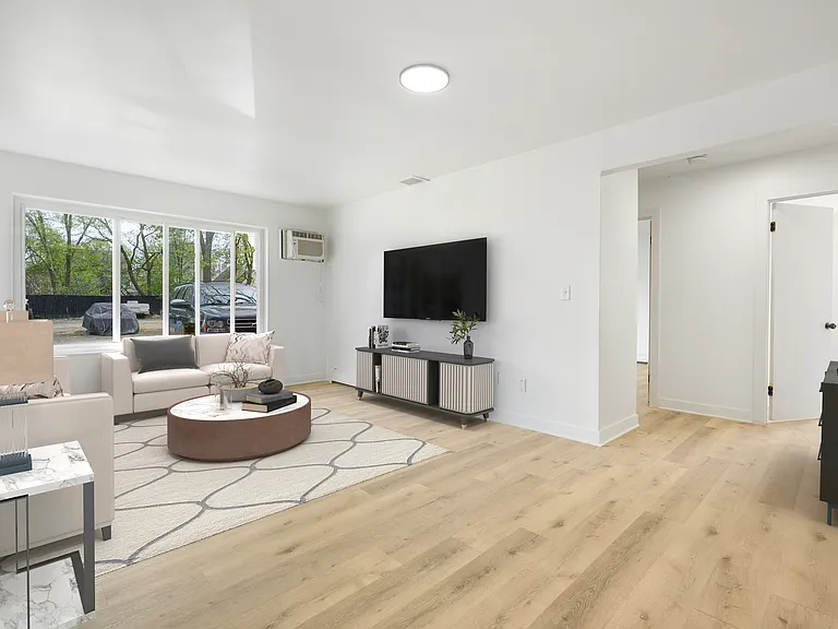 724 N Pennsylvania Ave #3 — Photo 5