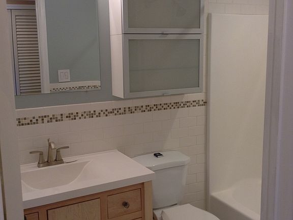 3rd image of 55 Cross St #E