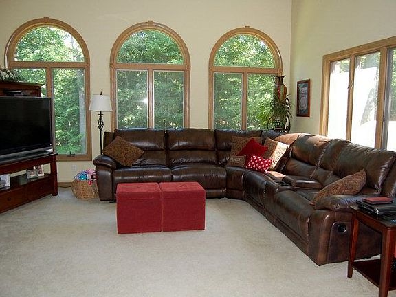 4th image of 2370 Woodland Park Dr