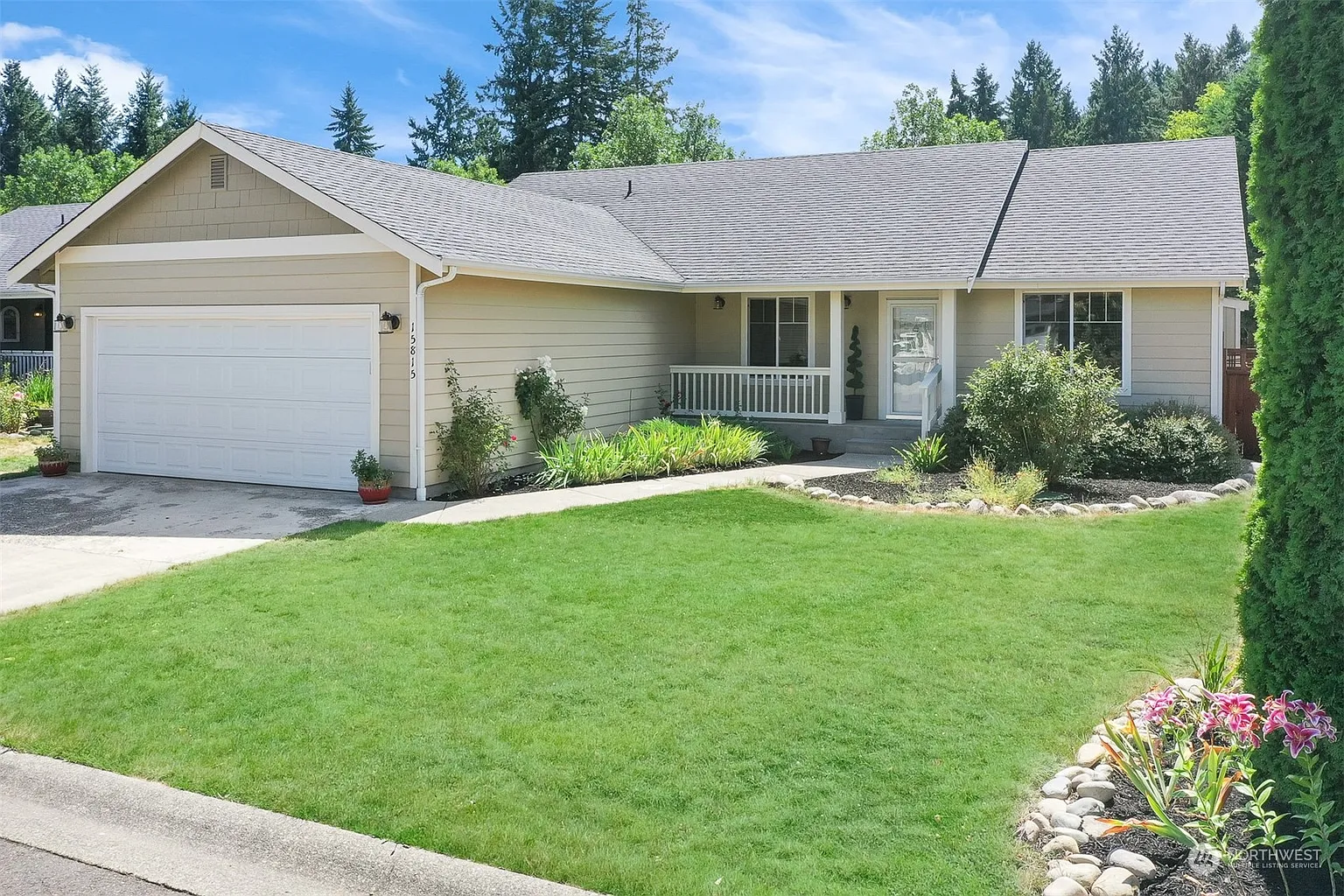 15815 Yelm Terra Way SE photo 1