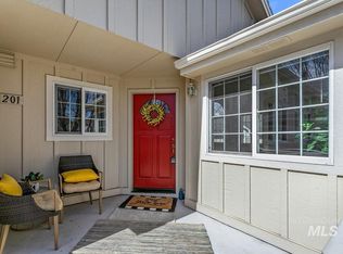 5146 S Surprise Way APT 201, Boise, ID 83716