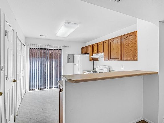 5th image of 1409 E 19th St