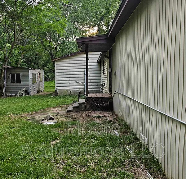 1506 El Paso St — Photo 12