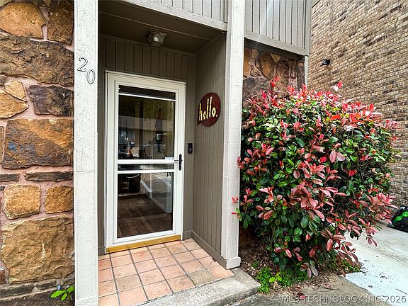 5th image of 7020 Lakeshore Dr #20