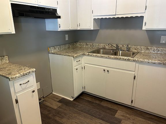 2nd image of 540 Saddlewood Ln