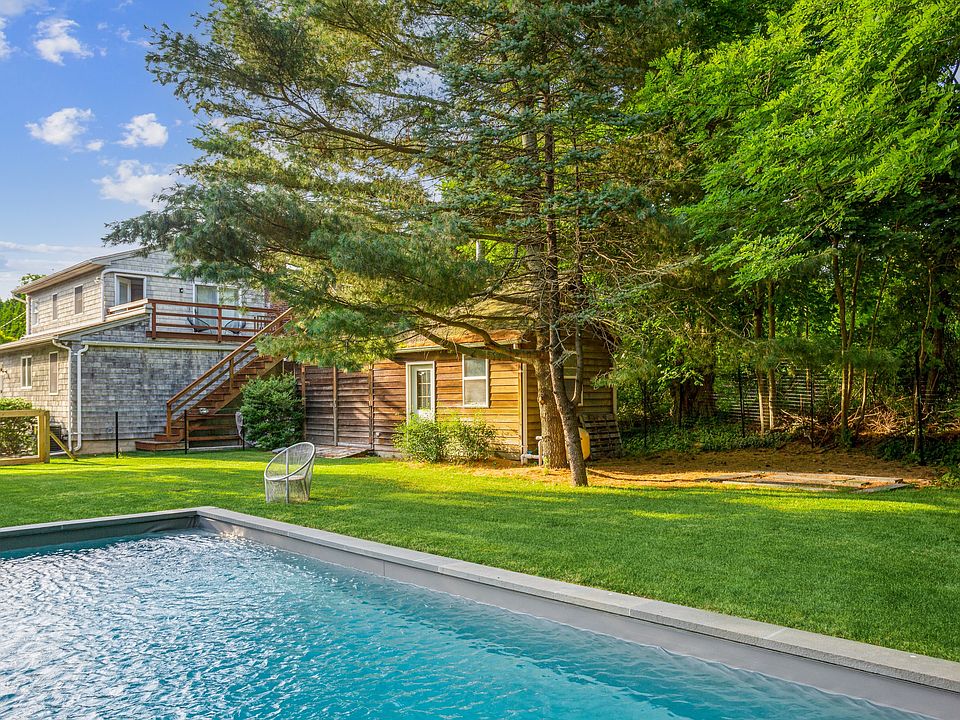 1st image of 72 N Bishop Ln
