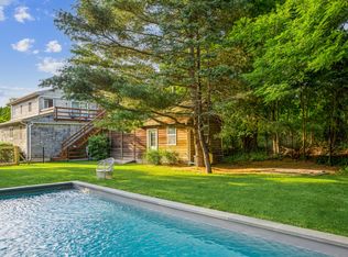 72 N Bishop Ln, Southampton, NY 11968