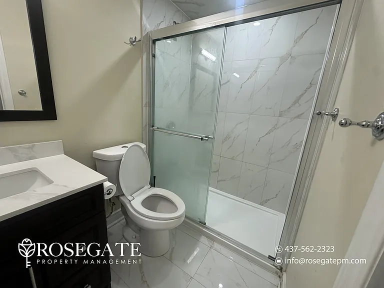 9 Fenchurch Dr #2 — Photo 12