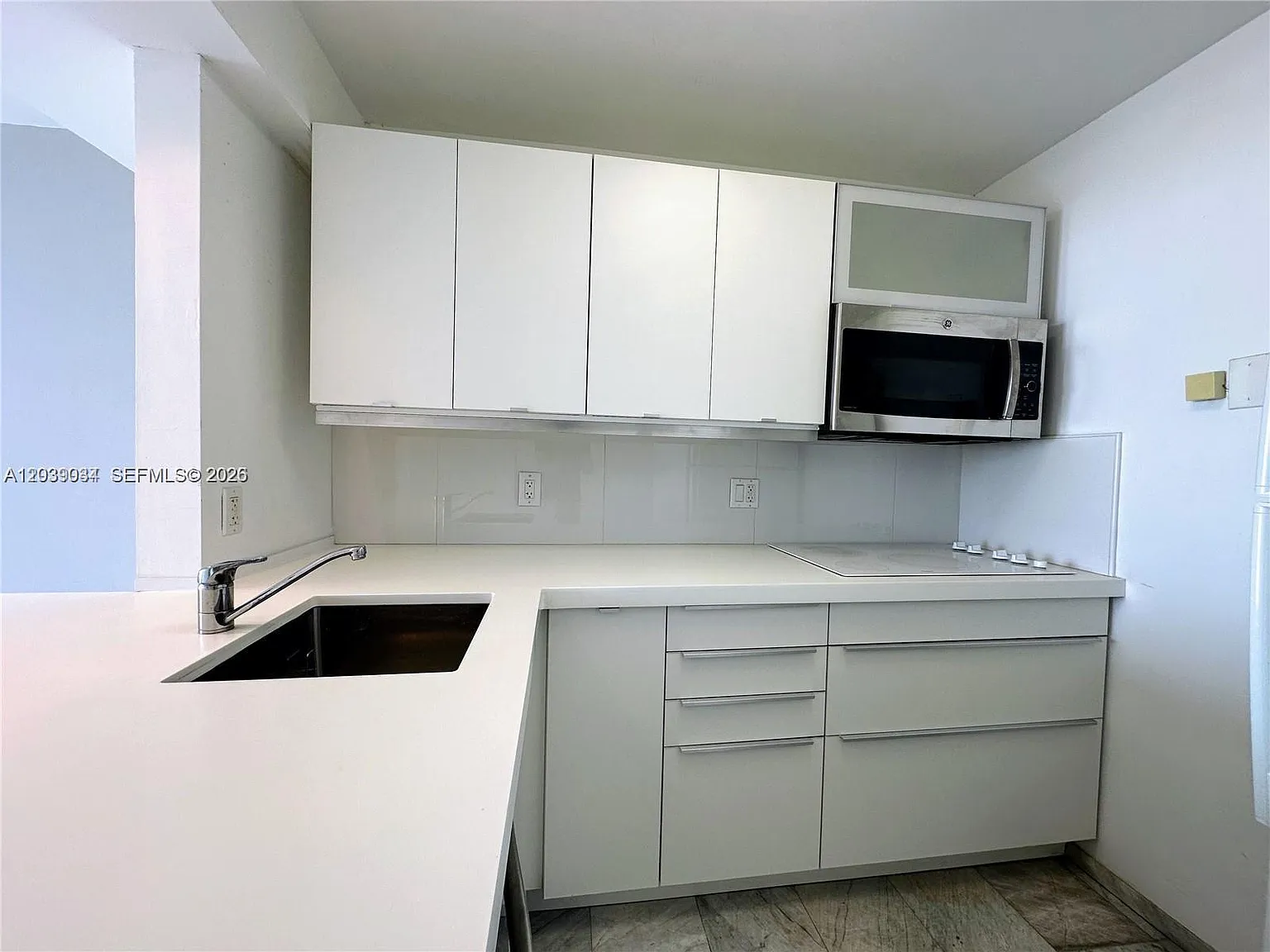 Vecino Del Mar Condo — Photo 2