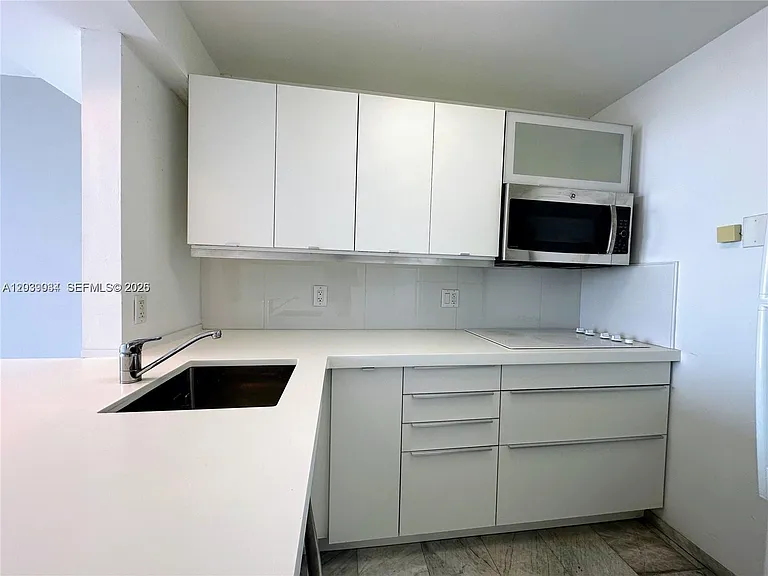 2350 NE 135th St #1501 — Photo 2