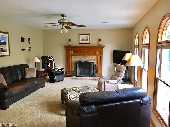 3rd image of 2116 Weston Dr