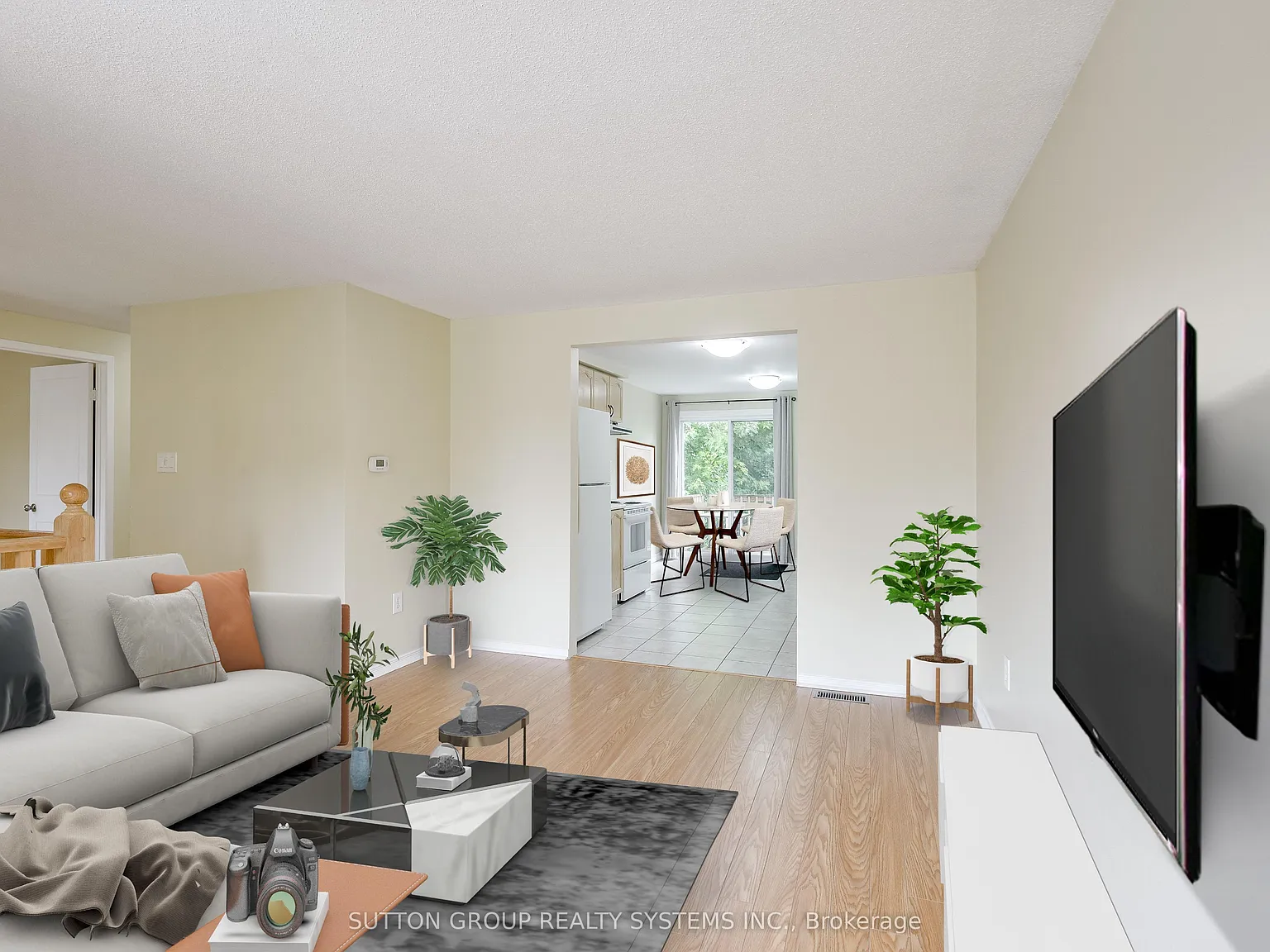3 bed, $2,495 — Photo 3