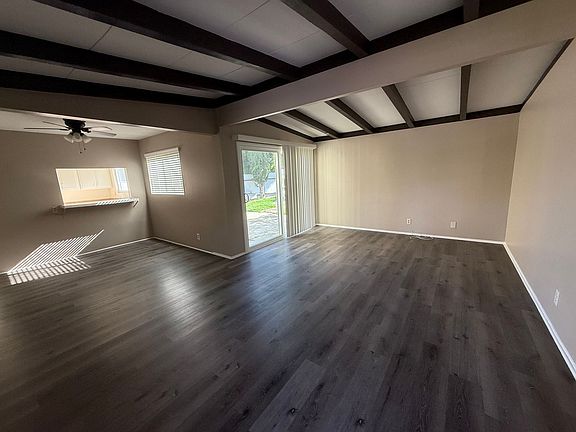 4th image of 1720 Fieldgate Ave