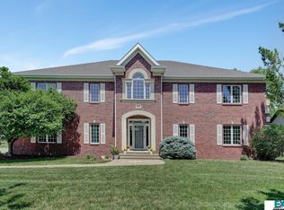 6810 Stonebrook Pkwy, Lincoln, NE 68521