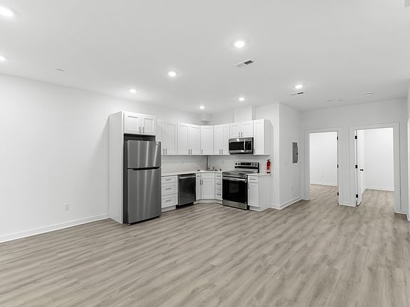 2nd image of 620 N Shedwick St Unit 2A