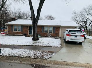 2605 Walnut Ln, Utica, KY 42376