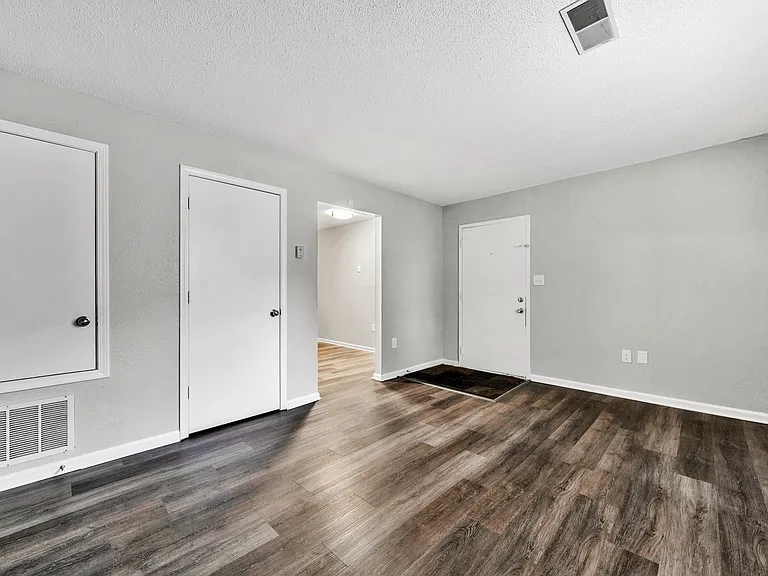 Mount Pleasant Villas Apartment Homes - 2x1 Deluxe