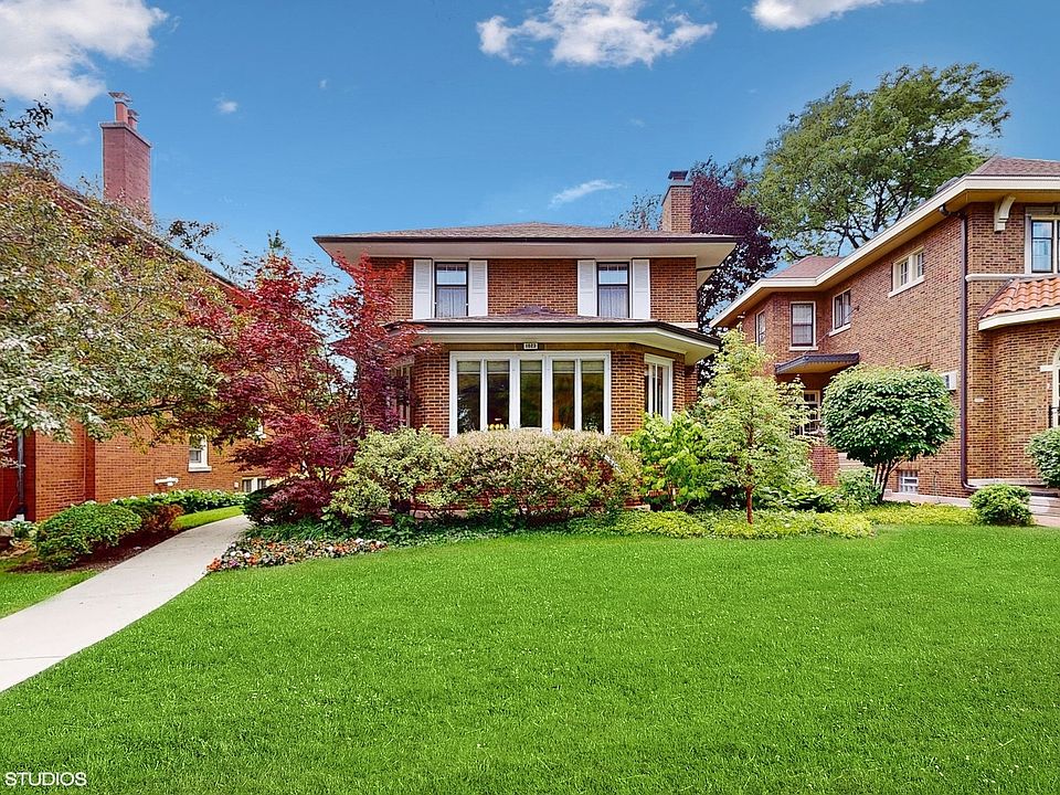 1st image of 1023 N Elmwood Ave
