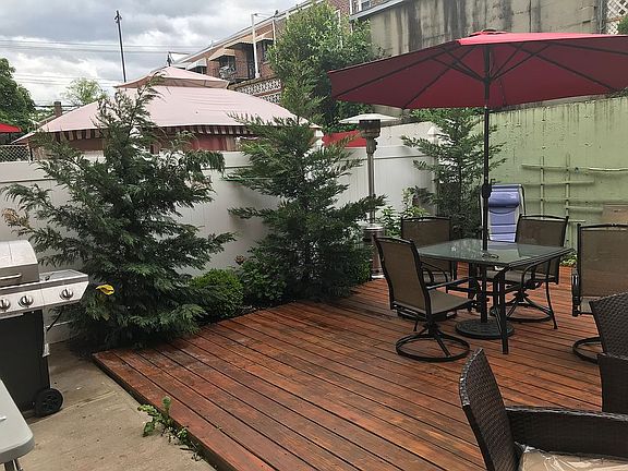 3rd image of 3311 Tiemann Ave #2