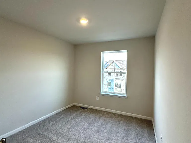271 Swan Field Ave — Photo 32