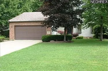 125 Beechwood Dr photo 1