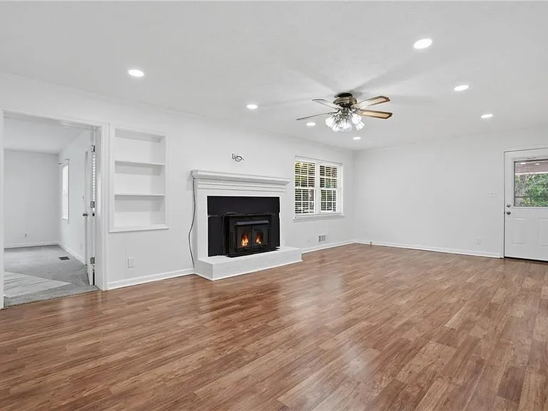 128 McNeal Rd — Photo 9