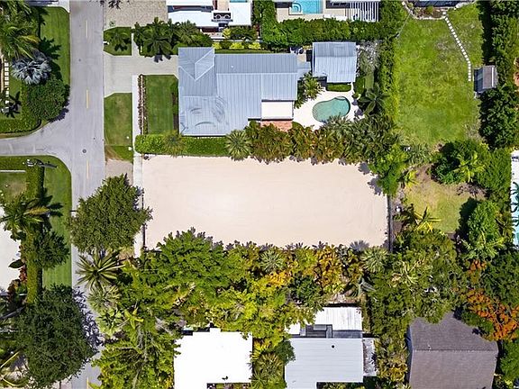 5th image of 61 4th ST S