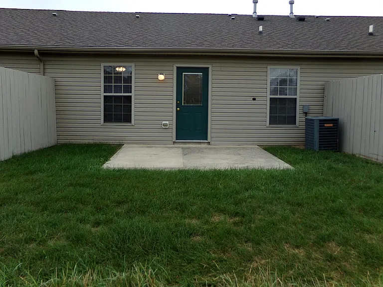 108 Brookside Dr — Photo 24