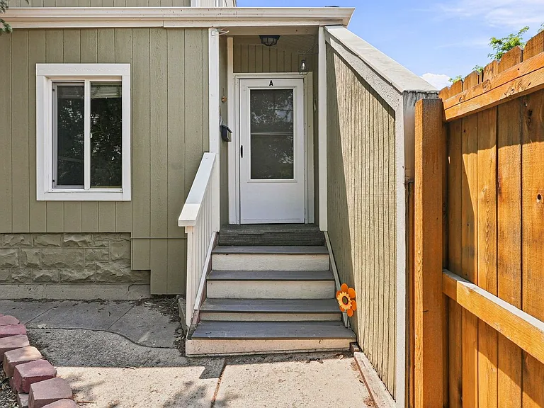 2100 S Logan St #A — Photo 12