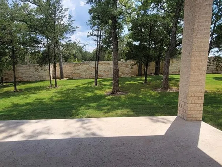 148 Kellogg Ln — Photo 35