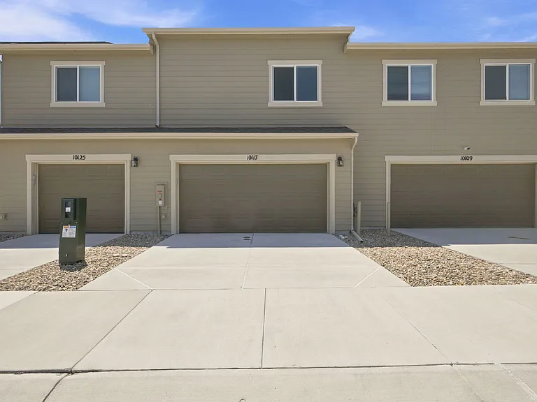 10117 Winter Gem Grv — Photo 32