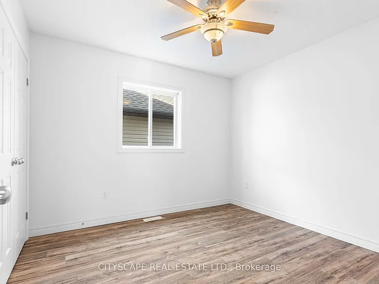 1831 Reilly Walk — Photo 24