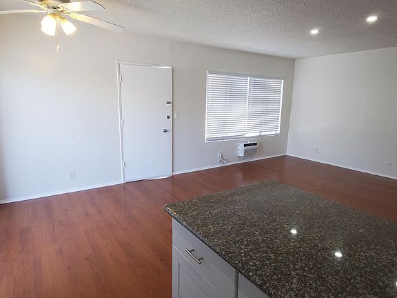 3rd image of 3759 Bagley Ave APT 4
