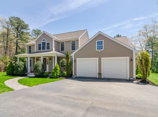 224 Beaver Dam Rd, Plymouth, MA 02360