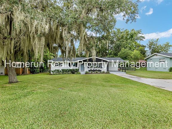 3rd image of 1846 SE Lake Weir Ave