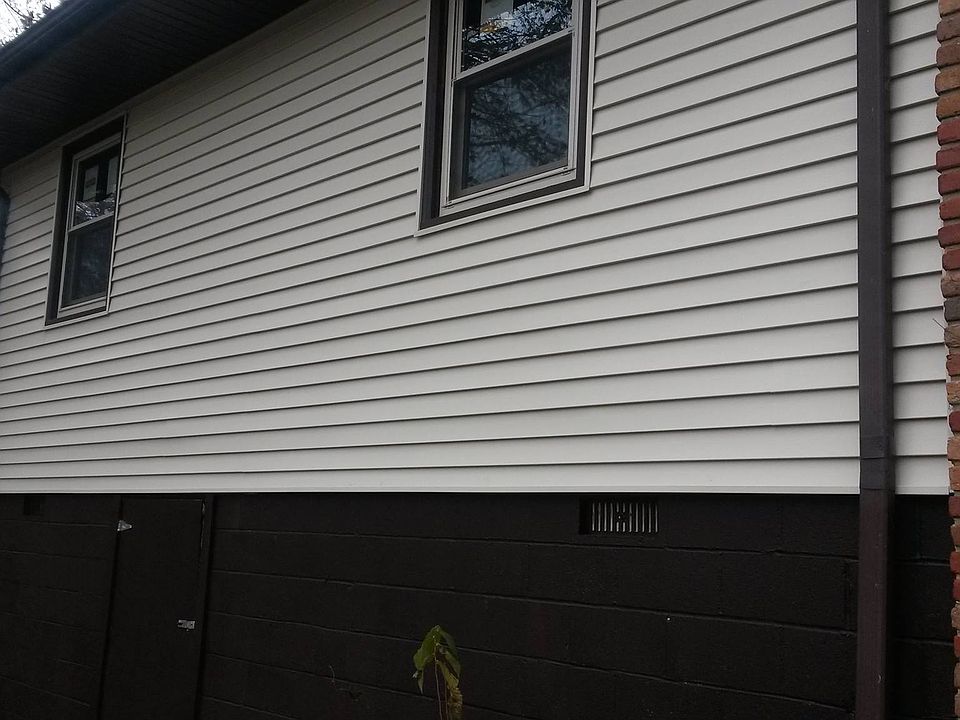 2nd image of 805 S 6th Ave