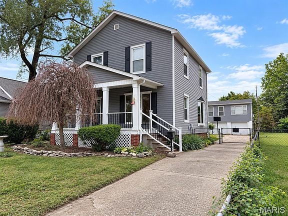 2nd image of 1720 5th St