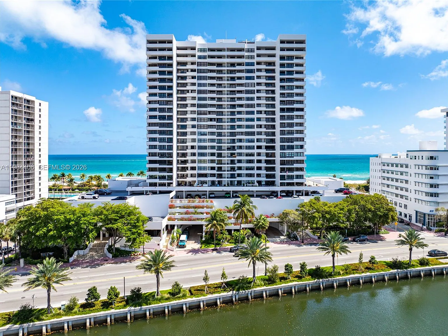 Club Atlantis Condo — Photo 3