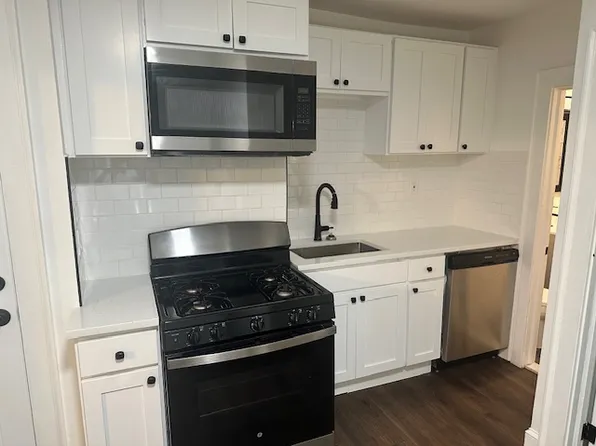 41 Cedar St #B, Bristol, CT 06010
